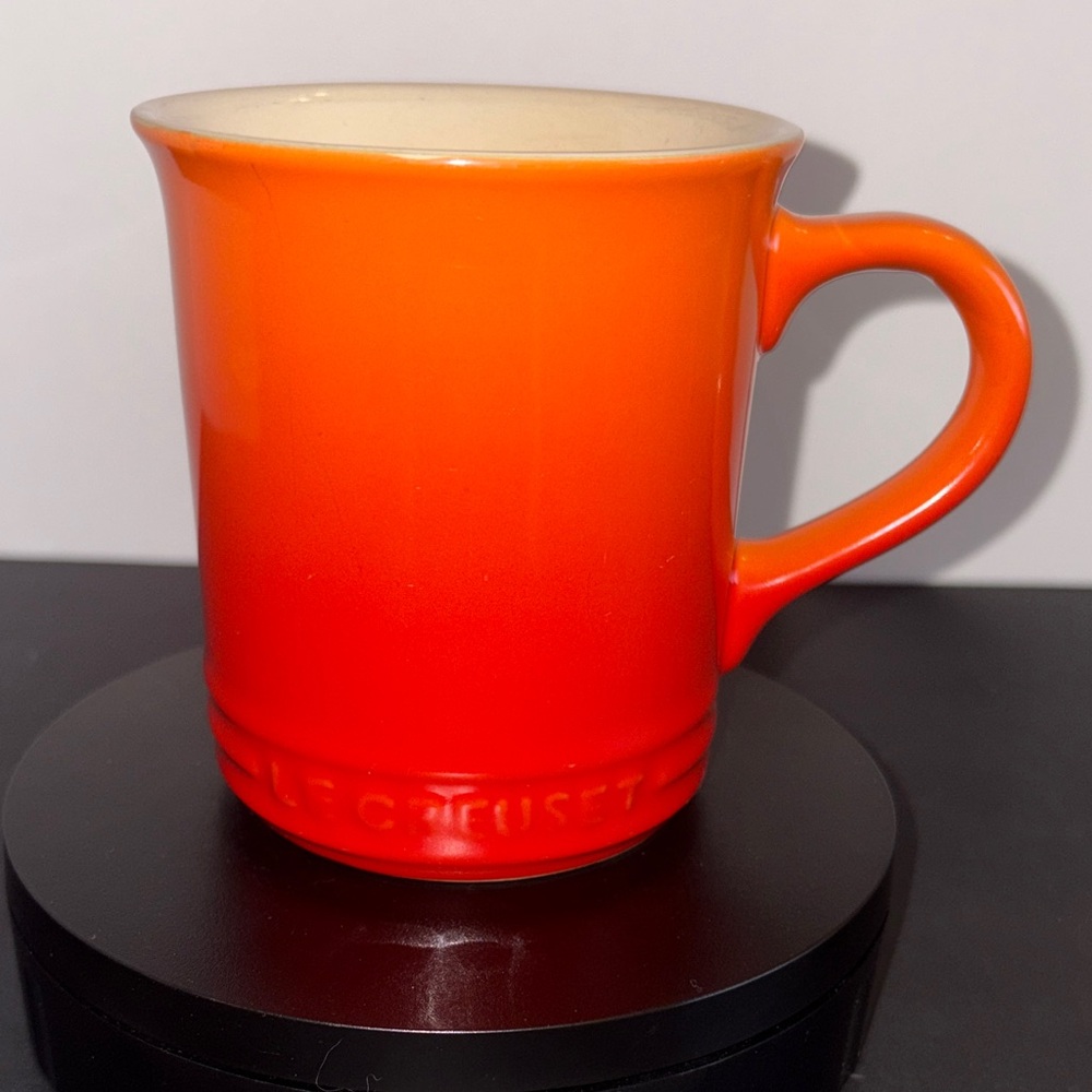 Le Creuset Stoneware Flame Red Orange Mug 12 ounces